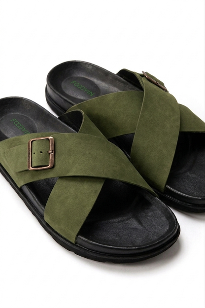 The Olive Urban Explorer (Modern aur stylish vibe ke liye)